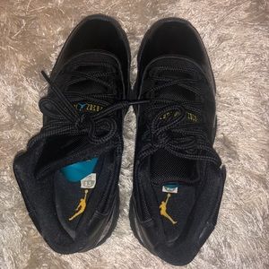 8.5 (In MENS US Size) Original Jordan Gamma Blues